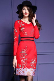 Knee-length Long Sleeve V-neck Embroidery Mother of the Bride Dress