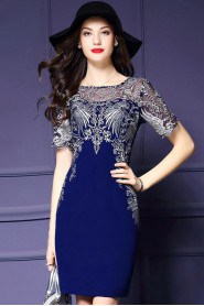 Knee-length Short Sleeve Scoop Embroidery,Lace Mother of the Bride Dress