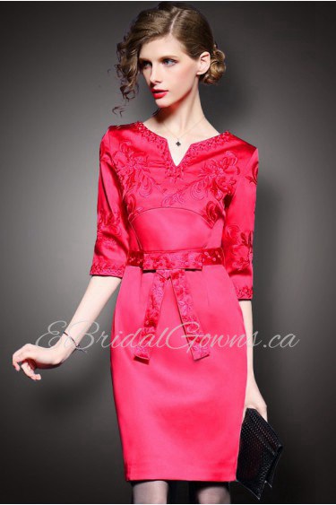 Sheath / Column Knee-length Half Sleeve V-neck Beading Mother of the Bride Dress