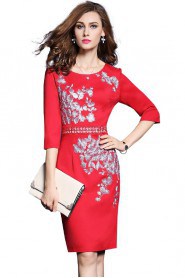 Knee-length 3/4 Length Sleeve Scoop Embroidery Mother of the Bride Dress