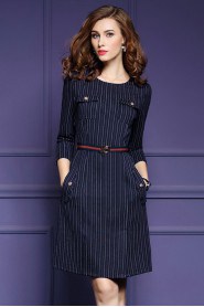 A-line Knee-length 3/4 Length Sleeve Scoop Mother of the Bride Dress