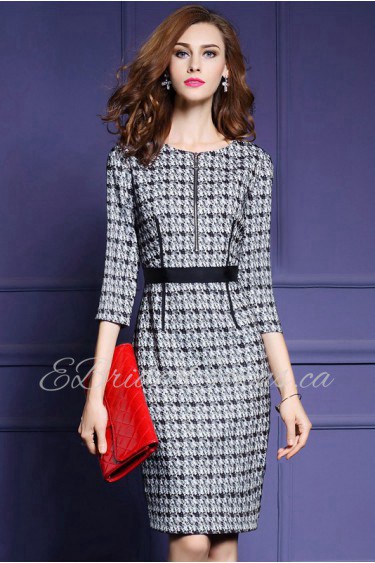 Sheath / Column Knee-length Long Sleeve Scoop Mother of the Bride Dress