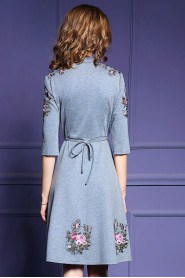 A-line Knee-length 3/4 Length Sleeve V-neck Embroidery Mother of the Bride Dress