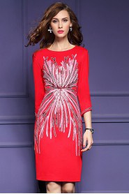 Sheath / Column Knee-length 3/4 Length Sleeve Scoop Embroidery Mother of the Bride Dress