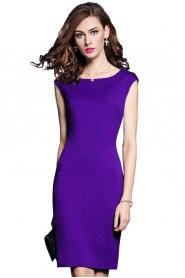 Sheath / Column Knee-length Sleeveless Scoop Mother of the Bride Dress