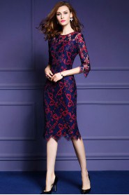 Sheath / Column Lace Knee-length 3/4 Length Sleeve Scoop Lace Mother of the Bride Dress