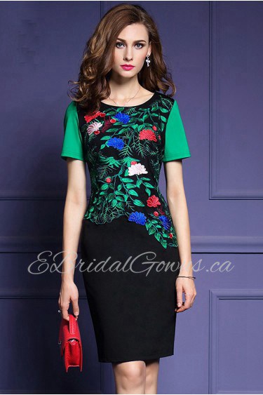 Sheath / Column Knee-length Short Sleeve Scoop Embroidery Mother of the Bride Dress