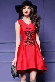 A-line Knee-length Sleeveless V-neck Sequins Mother of the Bride Dress