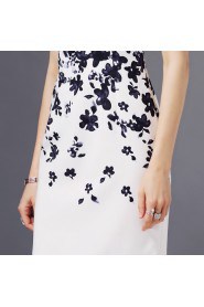 Knee-length Sleeveless Scoop Mother of the Bride Dress