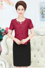 Lace Knee-length Short Sleeve Scoop Lace Mother of the Bride Dress