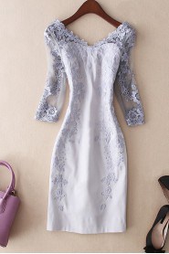 Lace Knee-length Short Sleeve V-neck Openwork Embroidery Mother of the Bride Dress