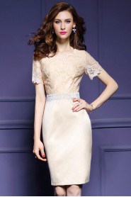 Lace Sheath / Column Knee-length Short Sleeve Scoop Embroidery Mother of the Bride Dress