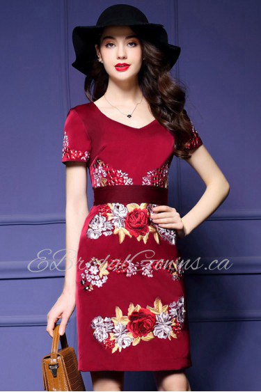 Knee-length Short Sleeve V-neck Embroidery Mother of the Bride Dress