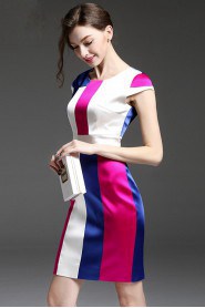 Sheath / Column Knee-length Short Sleeve Scoop Mother of the Bride Dress