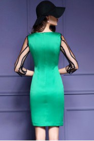 Asymmetrical Sheath / Column Knee-length 3/4 Length Sleeve Scoop Mother of the Bride Dress