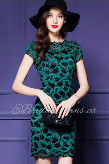 Sheath / Column Knee-length Short Sleeve Scoop Lace Mother of the Bride Dress