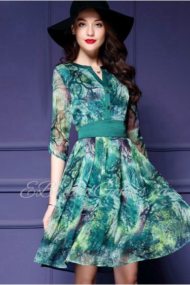 Chiffon Knee-length Half Sleeve V-neck Chiffon Mother of the Bride Dress