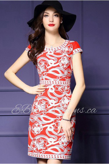 Knee-length Short Sleeve Scoop Embroidery Mother of the Bride Dress