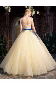 Ball Gown Scoop Prom / Evening Dress with Embroidery