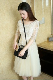 A-line Scoop Tea-length Prom / Evening Dress with Flower(s)