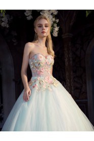 Ball Gown Strapless Prom / Evening Dress with Embroidery