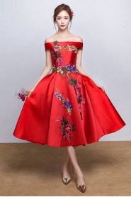 A-line Off-the-shoulder Tea-length Prom / Evening Dress with Embroidery