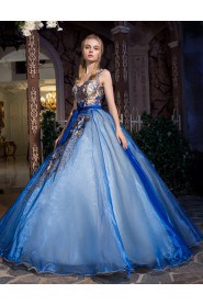 Ball Gown V-neck Prom / Evening Dress with Embroidery