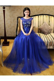 A-line Scoop Floor-length Prom / Evening Dress with Embroidery