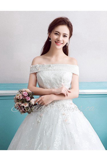 Ball Gown Off-the-shoulder Wedding Dress with Flower(s)