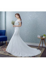 Trumpet / Mermaid Off-the-shoulder Wedding Dress with Sequins