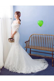 Trumpet / Mermaid Off-the-shoulder Half Sleeve Wedding Dress with Pearl