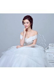 Ball Gown Off-the-shoulder Wedding Dress with Flower(s)