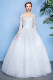 Ball Gown V-neck Tulle Wedding Dress