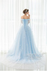 Ball Gown Off-the-shoulder Tulle Wedding Dress