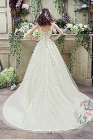 Ball Gown Strapless Organza Wedding Dress