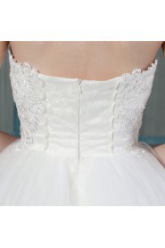 Ball Gown Strapless Tulle Wedding Dress