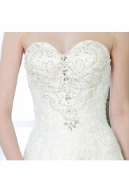 Trumpet / Mermaid Strapless Lace Wedding Dress