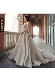 Ball Gown Strapless Lace Prom / Evening Dress