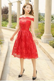 A-line Off-the-shoulder Tulle Knee-length Prom / Evening Dress