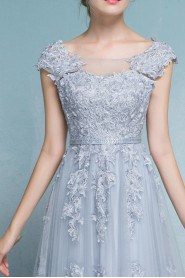 A-line Scoop Tulle Prom / Evening Dress