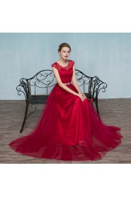 Ball Gown Scoop Tulle Floor-length Prom / Evening Dress