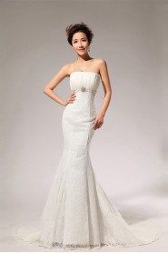 Trumpet / Mermaid Strapless Lace Wedding Dress