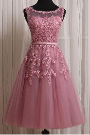 A-line Scoop Tulle,Satin,Lace Knee-length Prom / Evening Dress