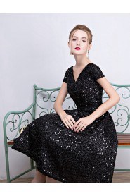 A-line V-neck Tea-length Prom / Evening Dress