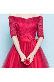 A-line Off-the-shoulder Knee-length Prom / Evening Dress