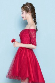 A-line Off-the-shoulder Knee-length Prom / Evening Dress