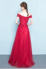 A-line Off-the-shoulder Prom / Evening Dress