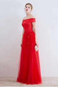 A-line Off-the-shoulder Prom / Evening Dress