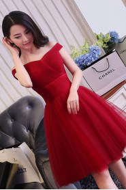 A-line Off-the-shoulder Knee-length Prom / Evening Dress