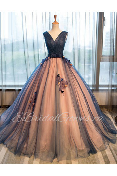 Ball Gown V-neck Evening / Prom Dress with Flower(s)